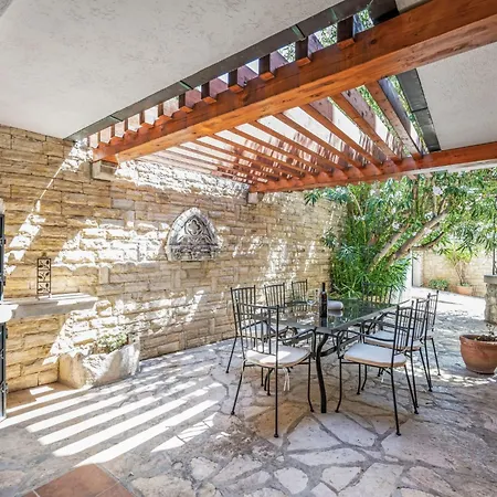 Anna Varos By Interhome Apartmán