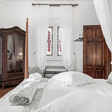 Anna Varos By Interhome Apartmán