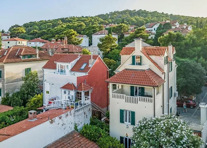 아파트 Anna Varos By Interhome *