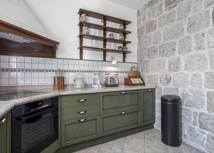 Anna Varos By Interhome 아파트