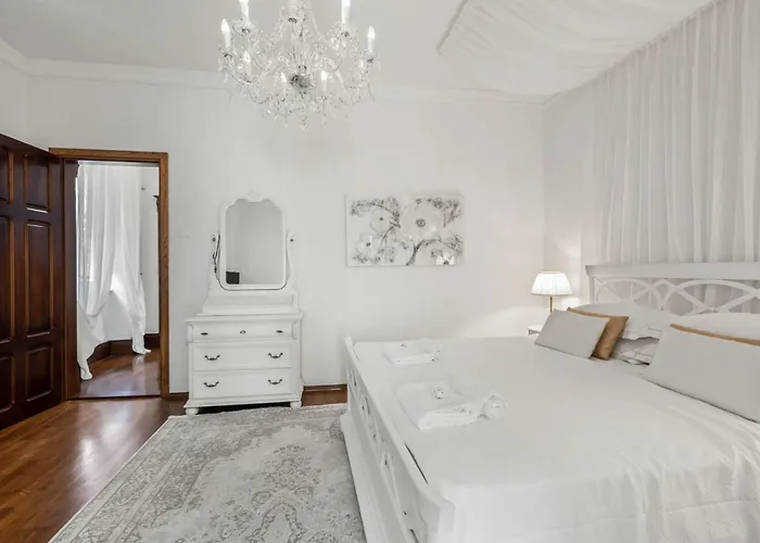 Anna Varos By Interhome 아파트