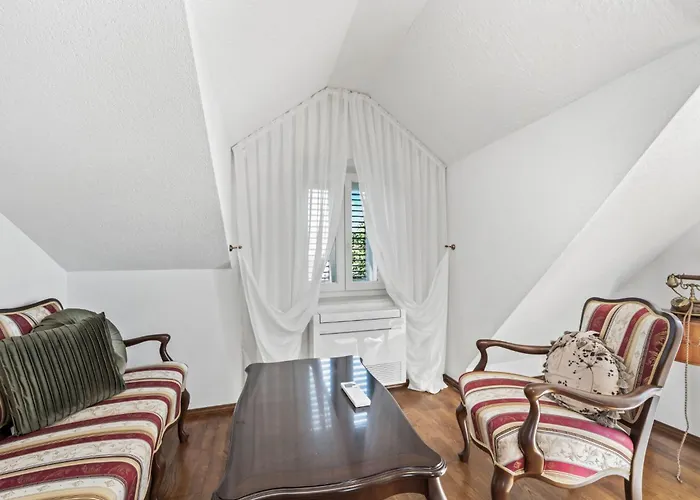 Anna Varos By Interhome 아파트