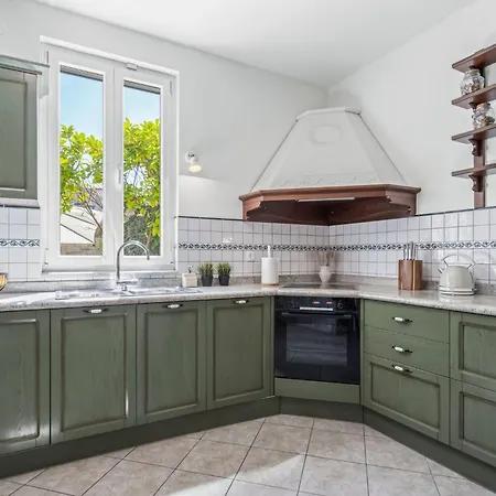 Anna Varos By Interhome Appartement