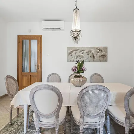 Anna Varos By Interhome Apartamento Split