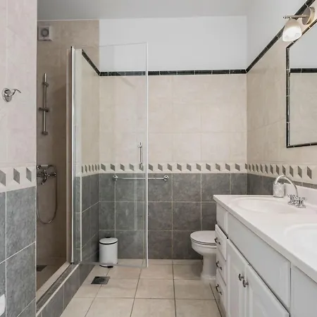 Anna Varos By Interhome Apartamento