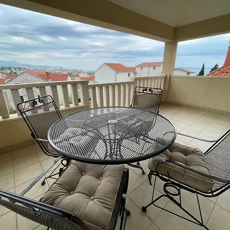 Anna Varos By Interhome * Split